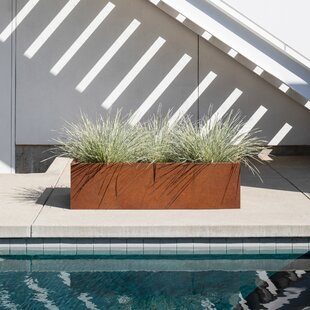 Corten Tall Leaf Rim Patio Planter