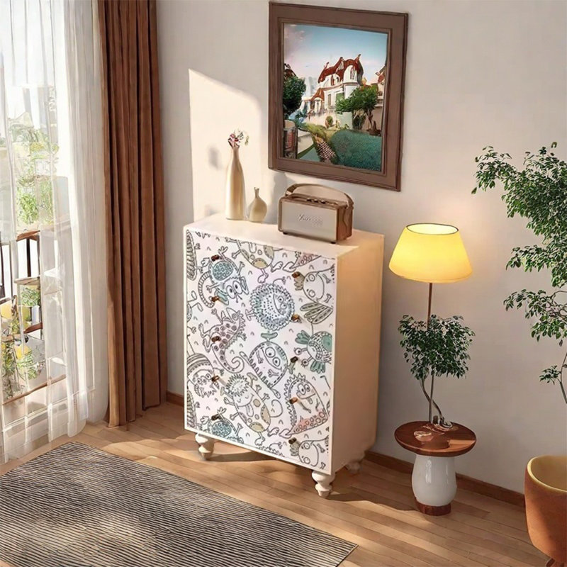 Armoire élégante en bois de noyer à cinq tiroirs