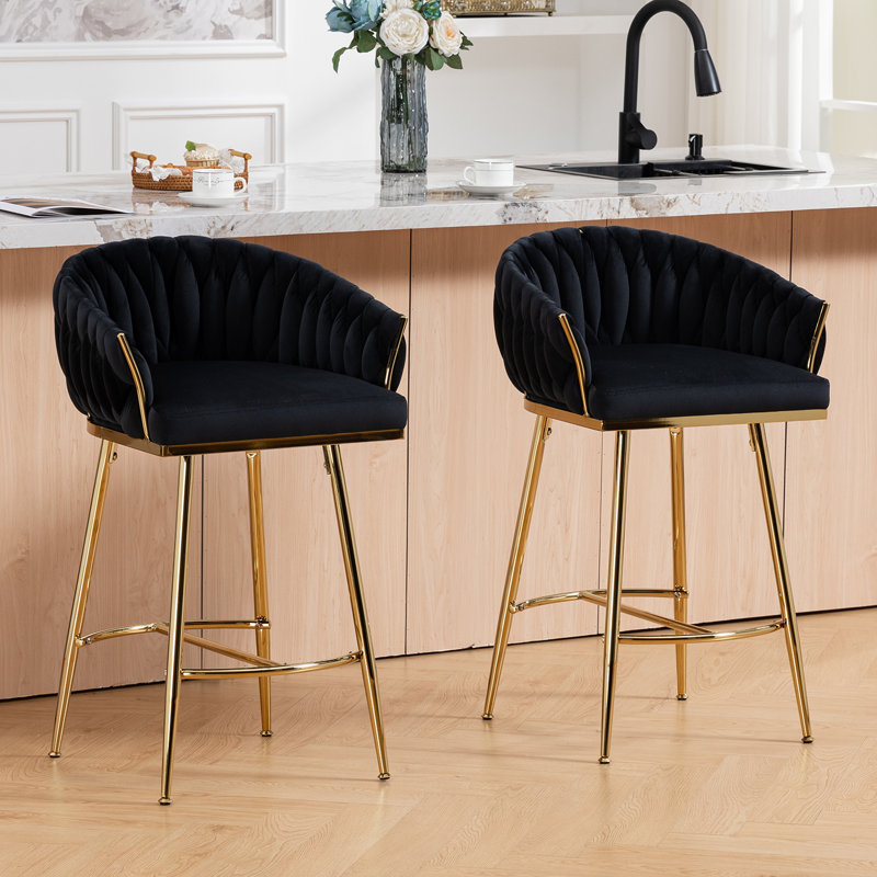 Ensemble de 2 tabourets de bar à hauteur de comptoir en velours noir - Îlots de cuisine modernes de 26 po avec dossier tissé et base dorée