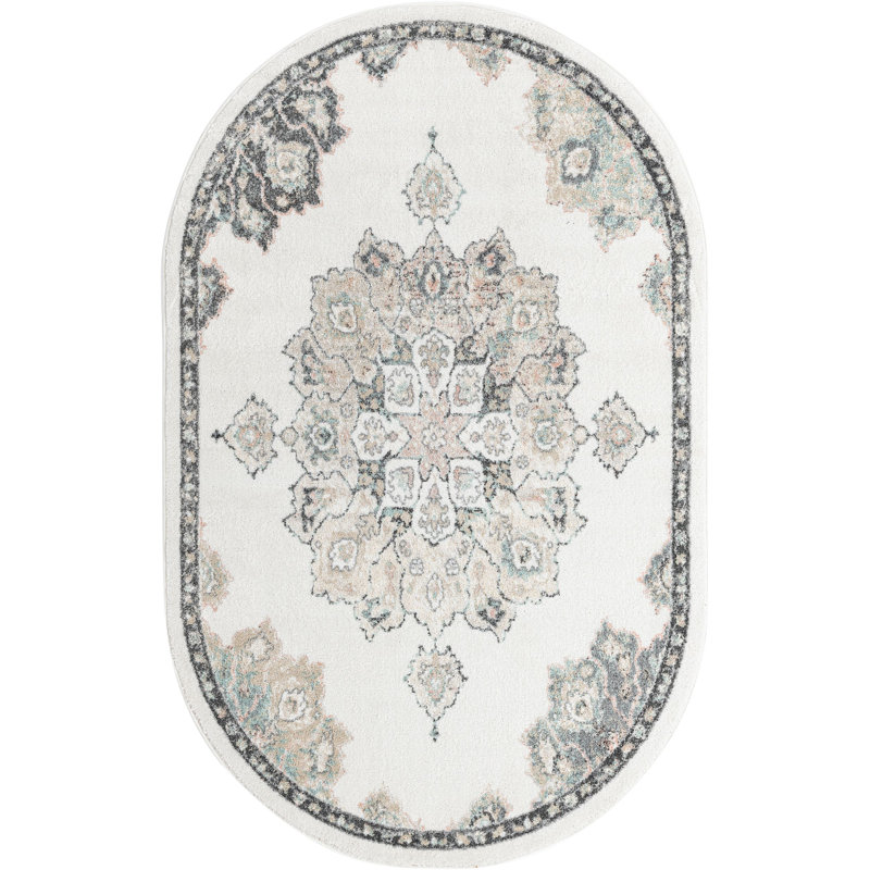 Makay Oriental Indoor Rug, Oval 5' x 8'