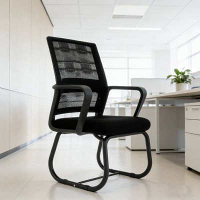 La chaise de bureau ergonomique et confortable rehausse le charme de l'espace de travail idéal pour les longues heures et l'efficacité des tâches