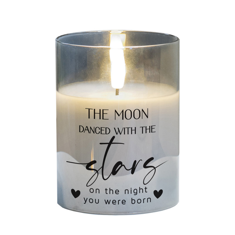 La lune dansée avec une bougie sans flamme non parfumée
