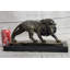 Sculpture lion de la faune