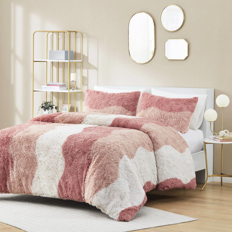 Housse de couette en fausse fourrure à poils longs Blush Multi King / King Ombre, 2 taies décoratives
