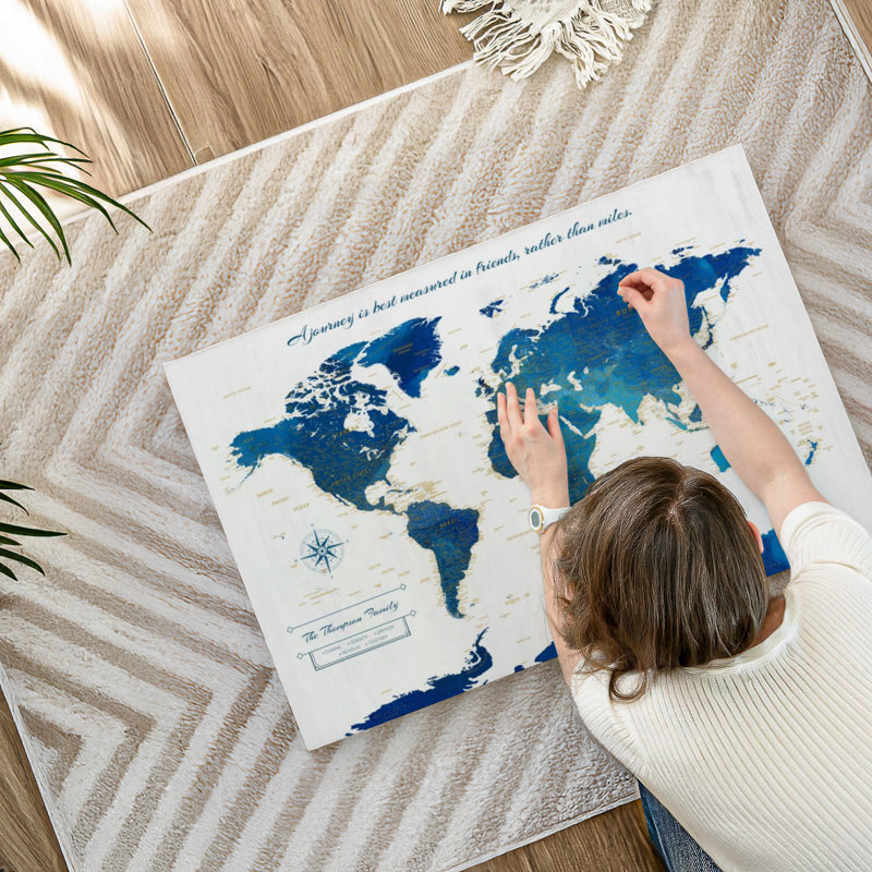 Carte du monde personnalisée «A Journey V Pin», H 24 po x l 36 po, Oui