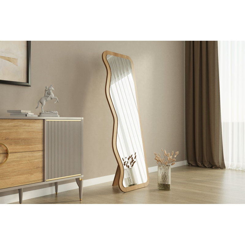 Bisou Wavy Wall Mirror, Beige