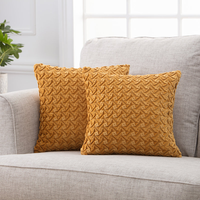 Housse de coussin décoratif en velours texturé Chanasya Origami, Golden