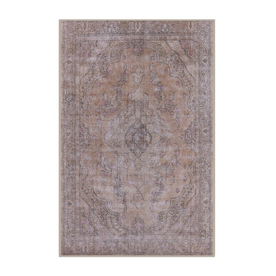 Tapis brun à motif oriental