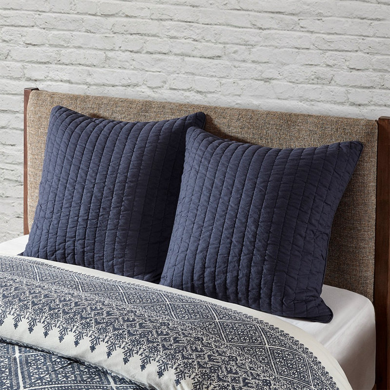 Taie décorative européenne en coton matelassé Gracie Mills Johnny Farmhouse Chic, Bleu marine