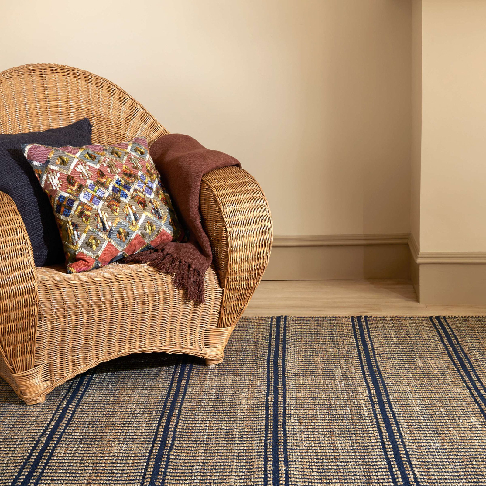 Arbor Ivory Handwoven Jute Rug, Runner 2'6" x 8', Ivory