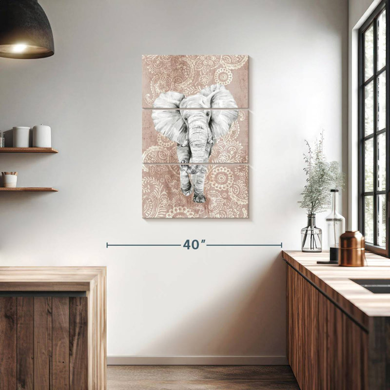 Éléphant à motif cachemire rose Brampt, H 38 po x l 24 po