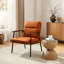 Fauteuil d'appoint rembourré en tissu avec structure en métal et accoudoirs en bois-118866582