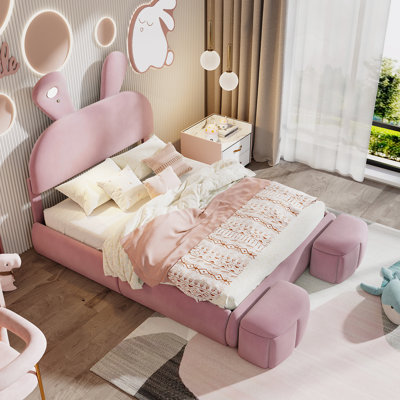 Lit plateforme tapissier pleine grandeur rose avec tête de lit à oreilles, lumières DEL, tabourets de rangement, aucun sommier nécessaire