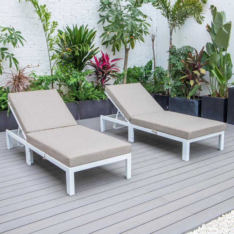 Chelsea Outdoor Metal Single chaise with Cushions, Beige