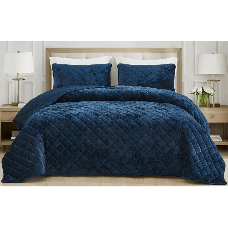 Diamond Stitch Reversible Plush Distressed Velvet Quilt Set, King Quilt + 2 King Shams, Navy