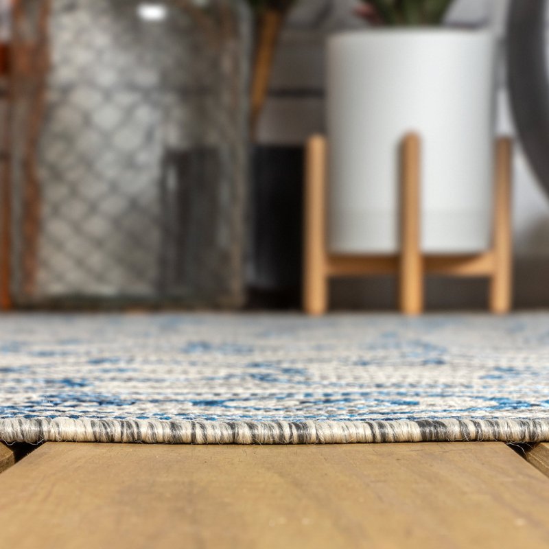 Hagerman Vintage Filigree Textured Weave Gray/Navy Indoor/Outdoor Rug, Round 3'11"