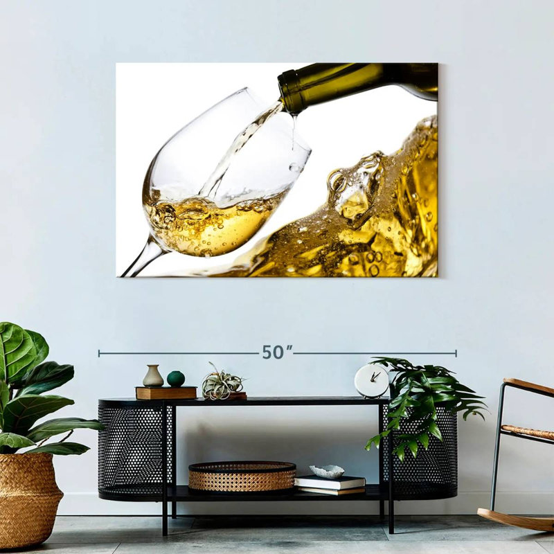 Yarlin White Wine Splash, 30" H x 45" W