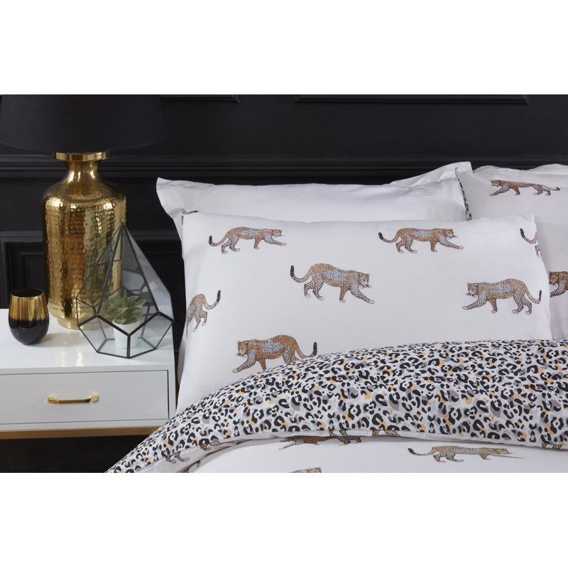 Kathie Polyester Duvet Cover Set with Pillowcases Included, Super King - 2 Standard Pillowcases, Cream