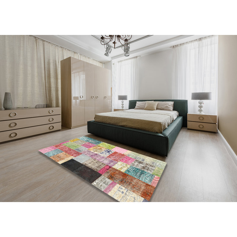 Tapis rouge/brun/bleu zone contemporaine, Rectangle 5 pi x 7 pi