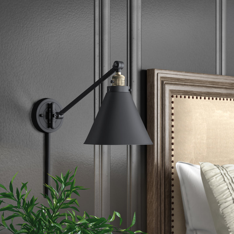 Lampe pivotante à 1 lumière à intensité variable Donovan, DEL, Laiton antique noir