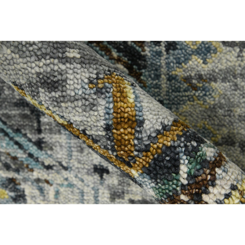 Wool Geometric Area Rug in Gray, Rectangle 2' x 3'