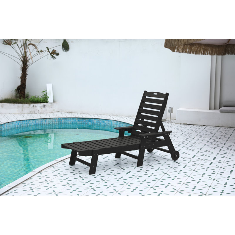 Oversized Chaise Lounge With 5 Adjustable Positions, HDPE Material, Perfect For Patio And Poolside With Wheels & Cup Holder