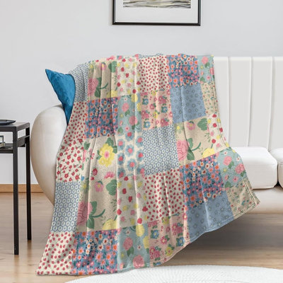Pastoral Patchwork Blanket, Vintage Rural Bohemian Art Beige Pink Blue Flower Pattern Soft Warm Cozy Plush Flannel Covers for Livingroom Bedroom Couch Chair Camping Travel Home Decor Tapestry 50x60in