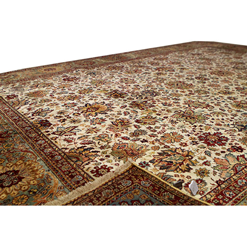 Wool Oriental Area Rug in Rust/Cream
