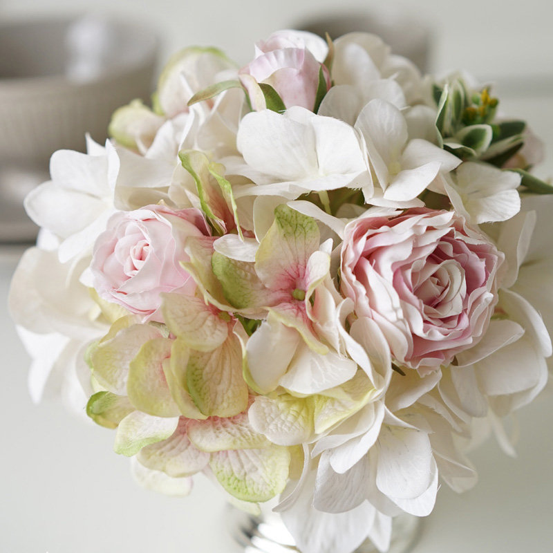 Arrangement floral hortensias