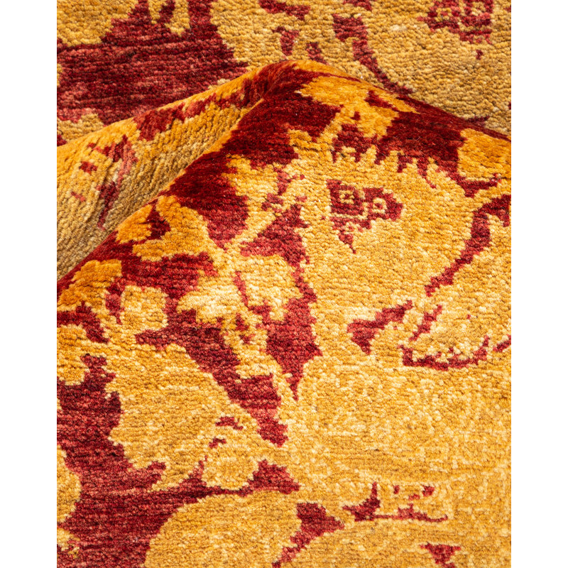 Tapis unique noué à la main Keenan - bourgogne, 5 pi 2 po x 7 pi 10 po