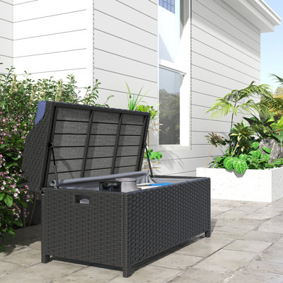 Konny Wicker Storage Bench