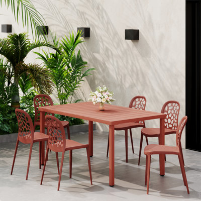 6-Person Outdoor Rectangular Dining Set