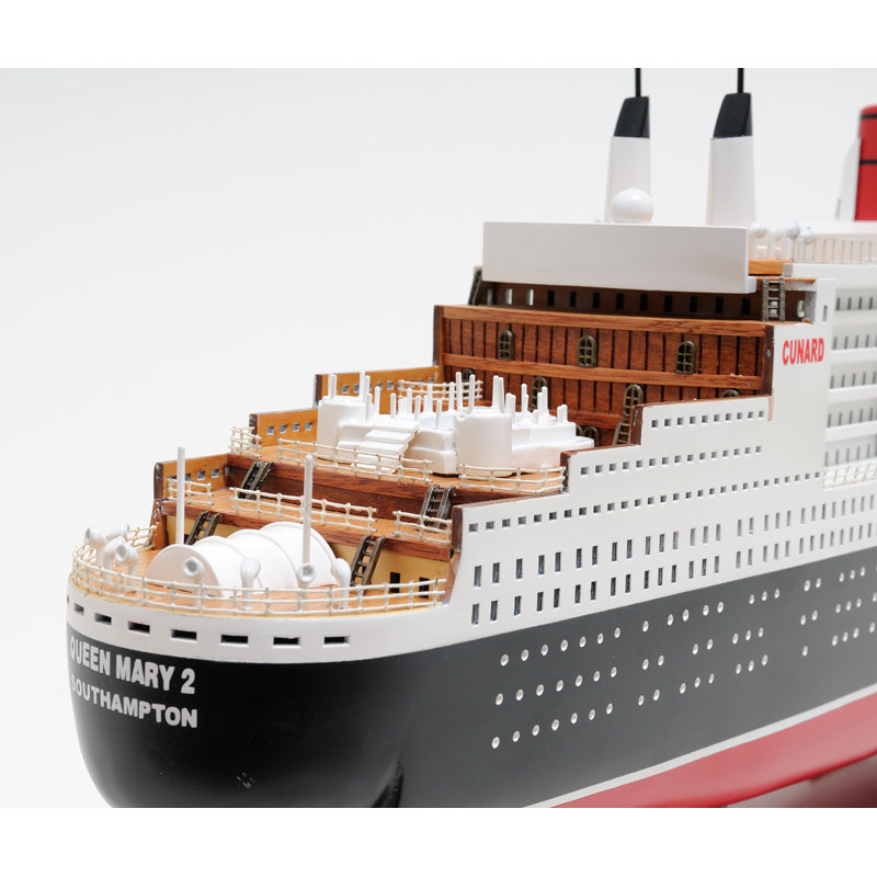 Grand bateau à grand modèle mary ii