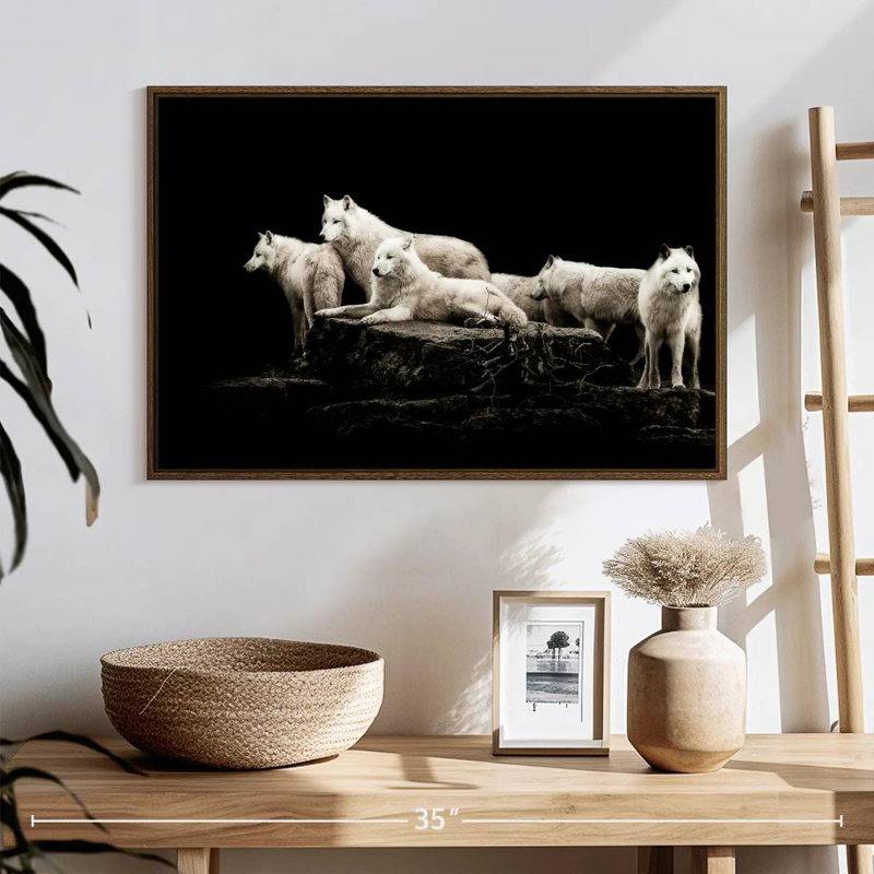 Loups blancs, 25 po x 17 po, Cadre flottant noyer