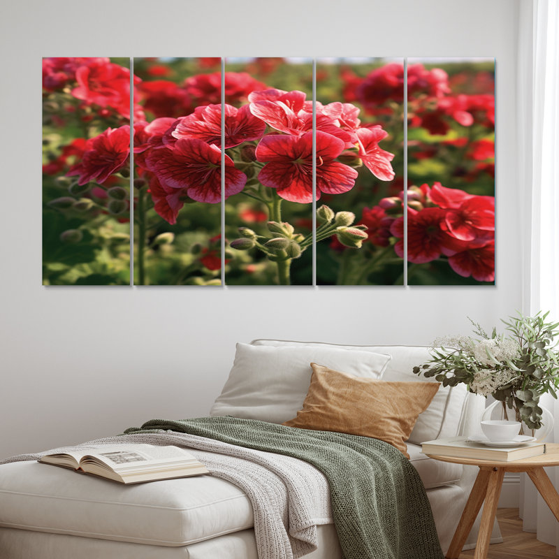 «Red Green Green Geraniums Flower Euphony I - Geraniums», ensemble de reproductions d'art mural en métal