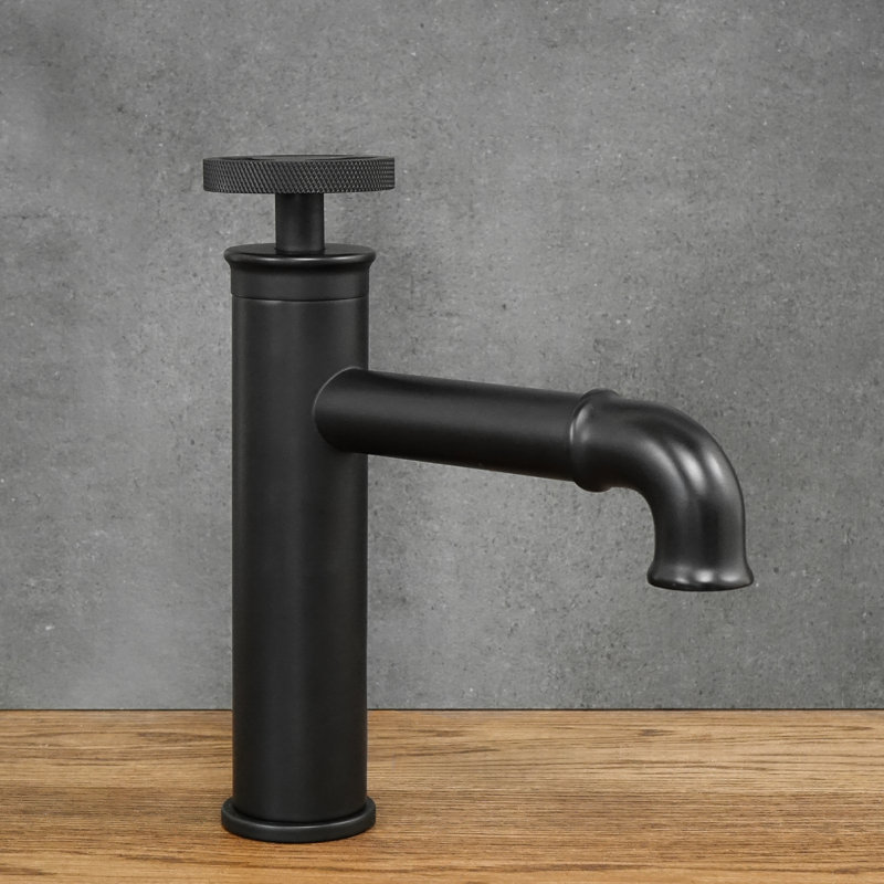 Escaler Mono Basin Mixer