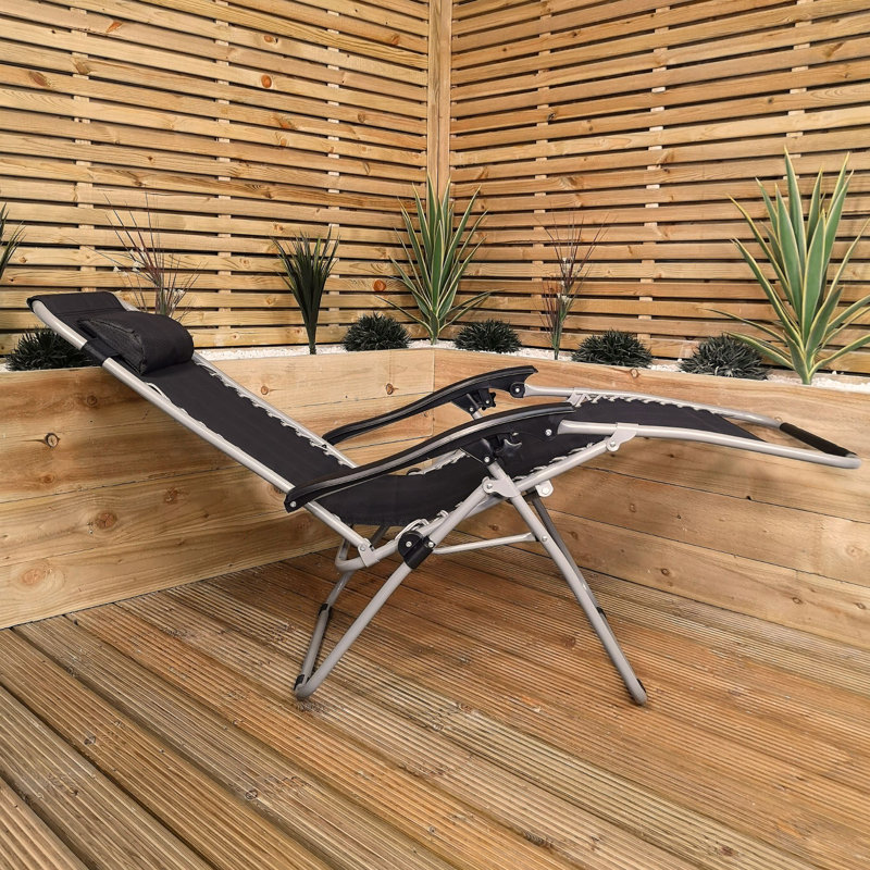 Cennet Metal Outdoor Lounge Chair