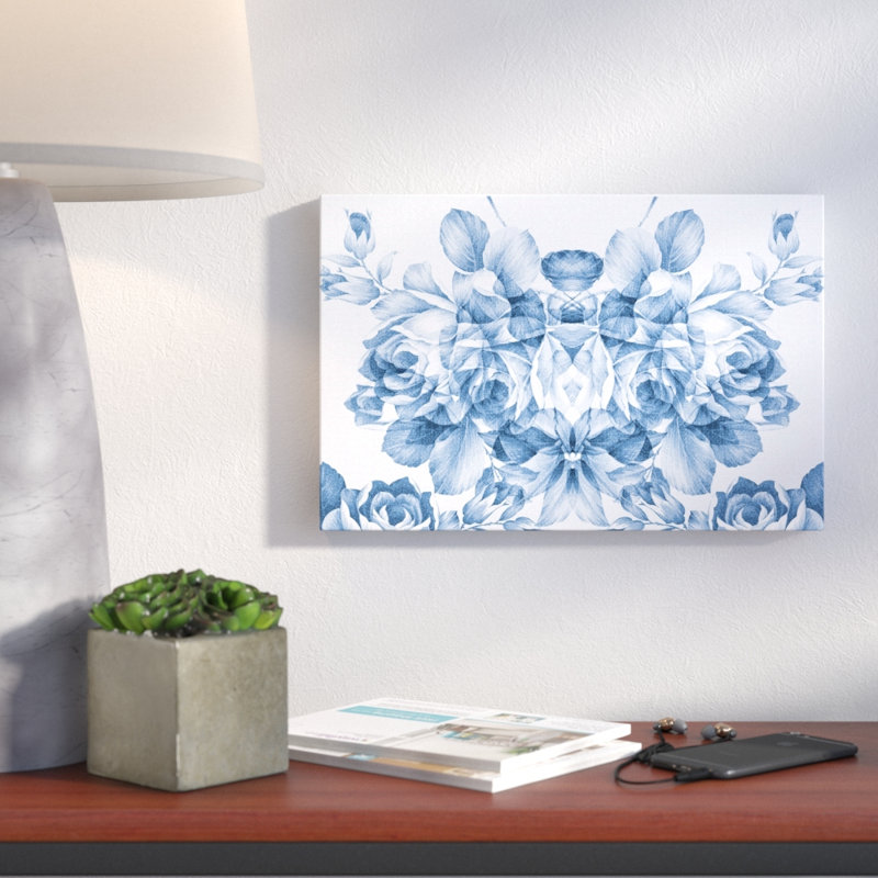 « floral madness blue », impression sur toile, H 36 po x l 54 po x P 1,5 po