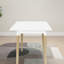 Table de cuisine moderne de 47 pouces, table de salle à manger rectangulaire blanche avec pieds en bois massif, look minimaliste, finition lisse, peinture pour la durabilité, détails fermes, plateau, peint et attrayant