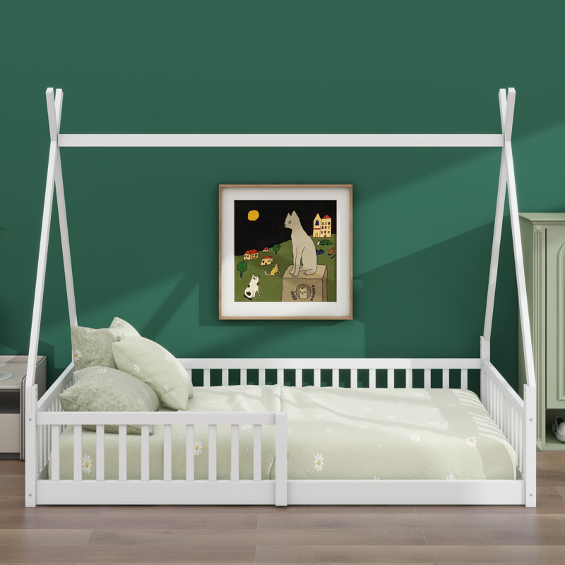 House-Shaped Bed With Integrated Fence Design, White