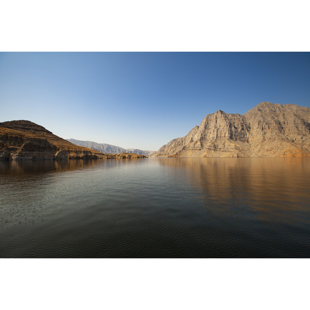 Fjorde von Musandam - Kunstdrucke auf Leinwand - Wrapped Canvas