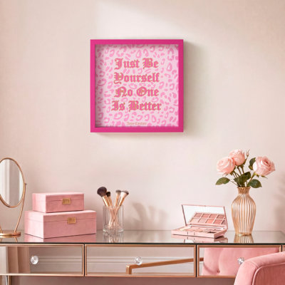 Tableau en boîte d'ombre Juicy Couture