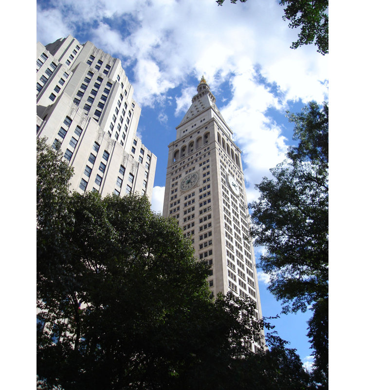 New York City Met Life Tower, H 18 po x l 14 po
