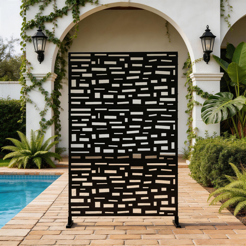 Metal Privacy Screen With Block Pattern