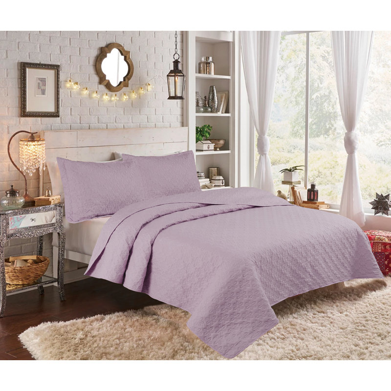 Mari+Mac Polyester Satin Quilt, Full/Queen Quilt + 2 Shams, Lilac