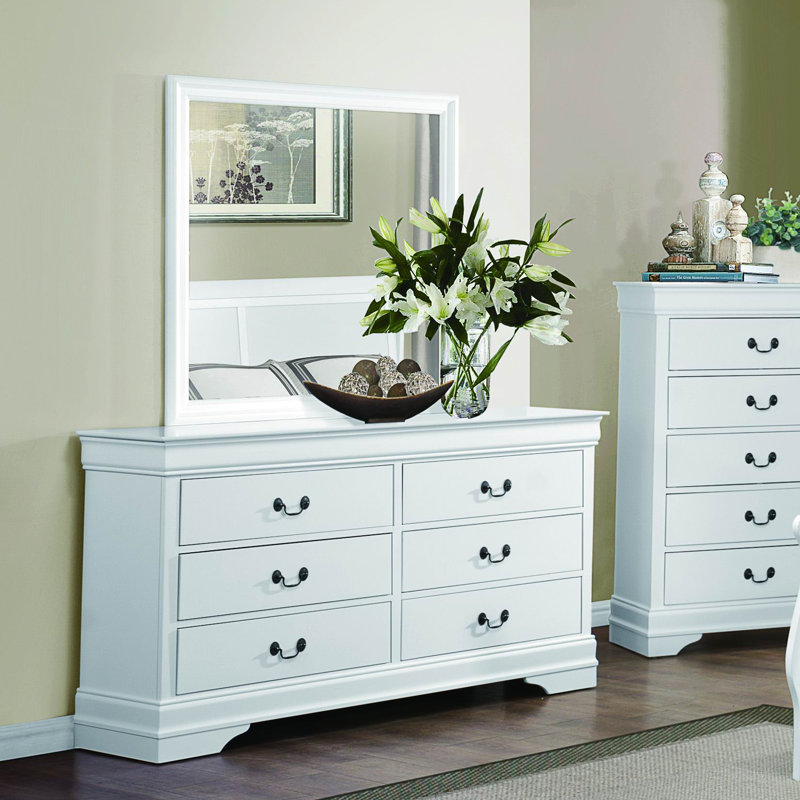 Waynesburg 16'' W 6 - Drawer Dresser, White
