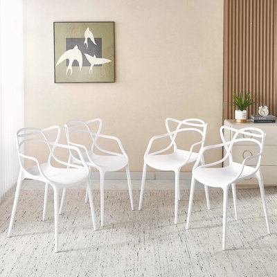 Chaise en plastique 4 pièces