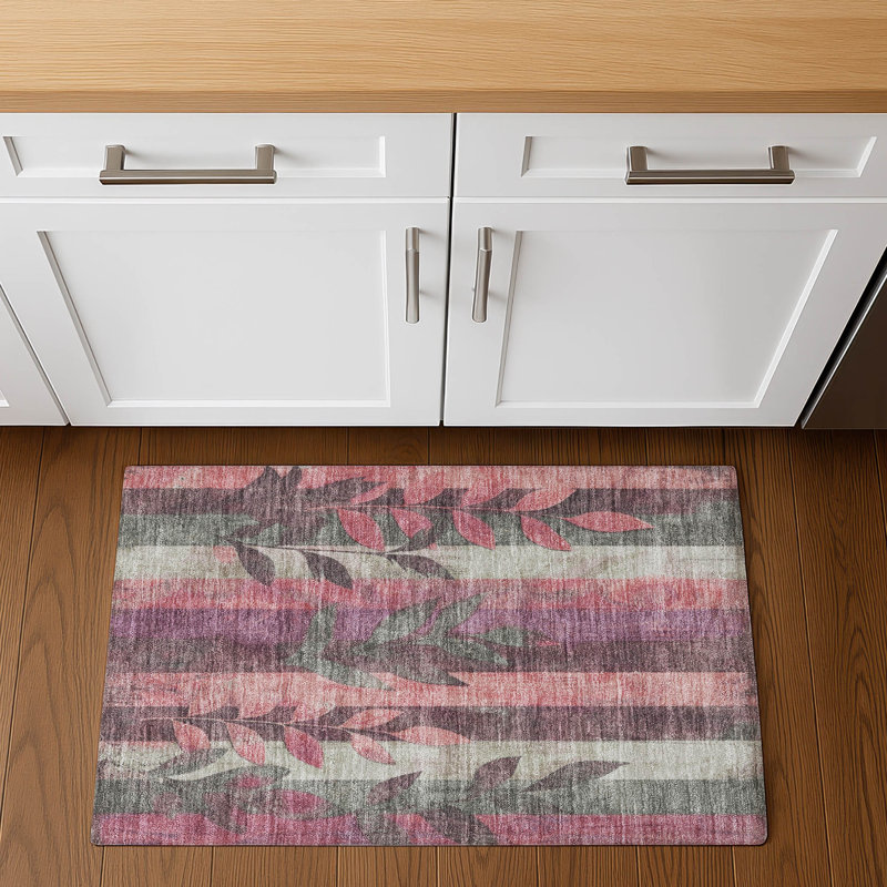 Tapis floral lavable à la machine de qualité supérieure Mayfield AMF1871, Rectangle 1 pi 8 po x 2 pi 6 po