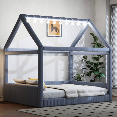 Lit de jour gris rembourré en forme de maison avec bandes à DEL, conception de style ludique, base en bois massif, éclairage tactile, housse en velours côtelé élégant, look inspiré adorable, pin et cadre,