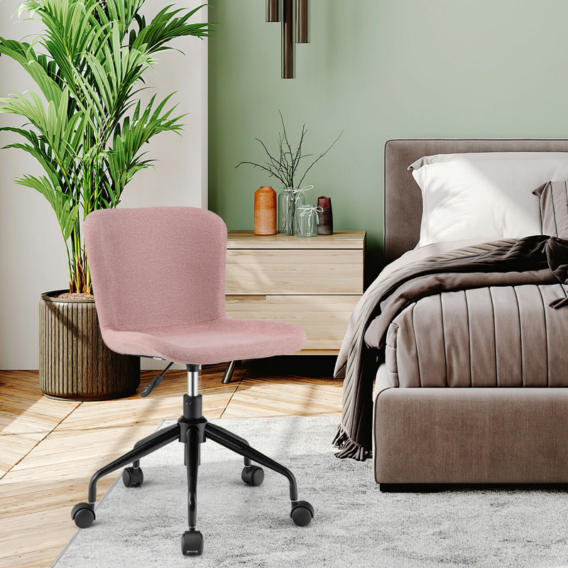Chaise de travail, Rose